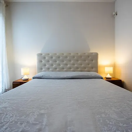 Casa Rebecca 토레 산 지오반니 우겐토